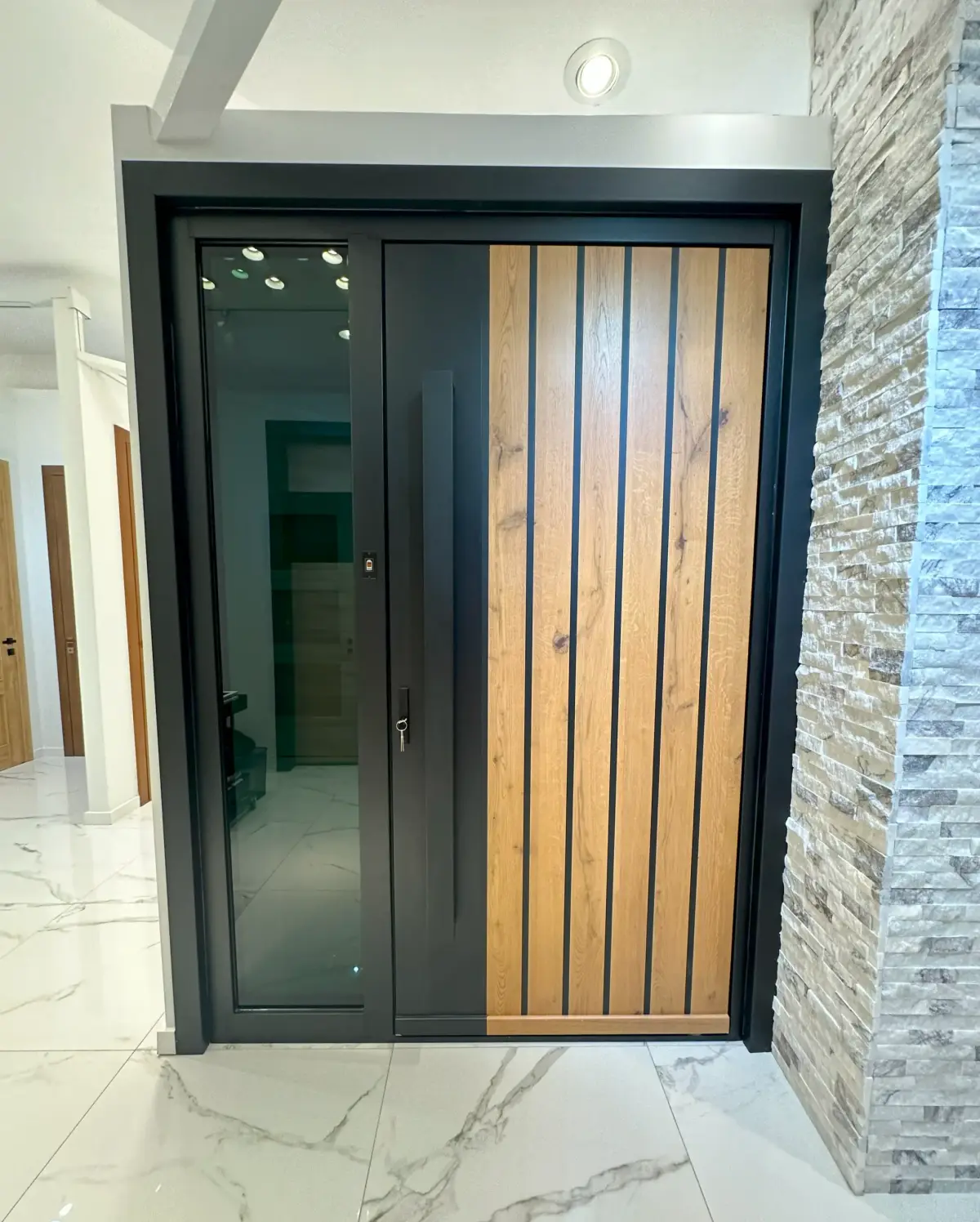 Wood Exterior Door - P156