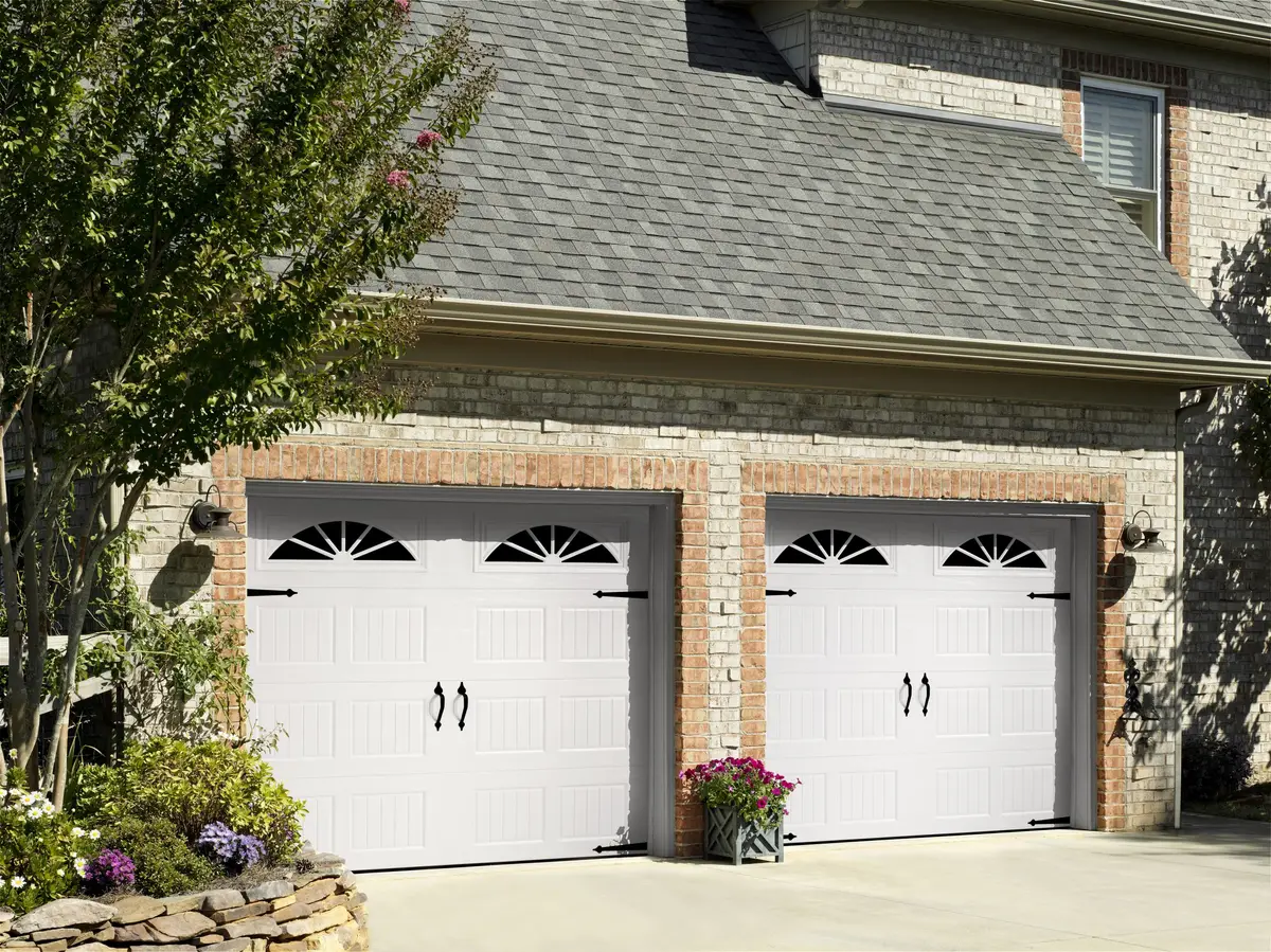 Amarr Heritage 3000 (Insulated R-9.05) Steel Garage Door
