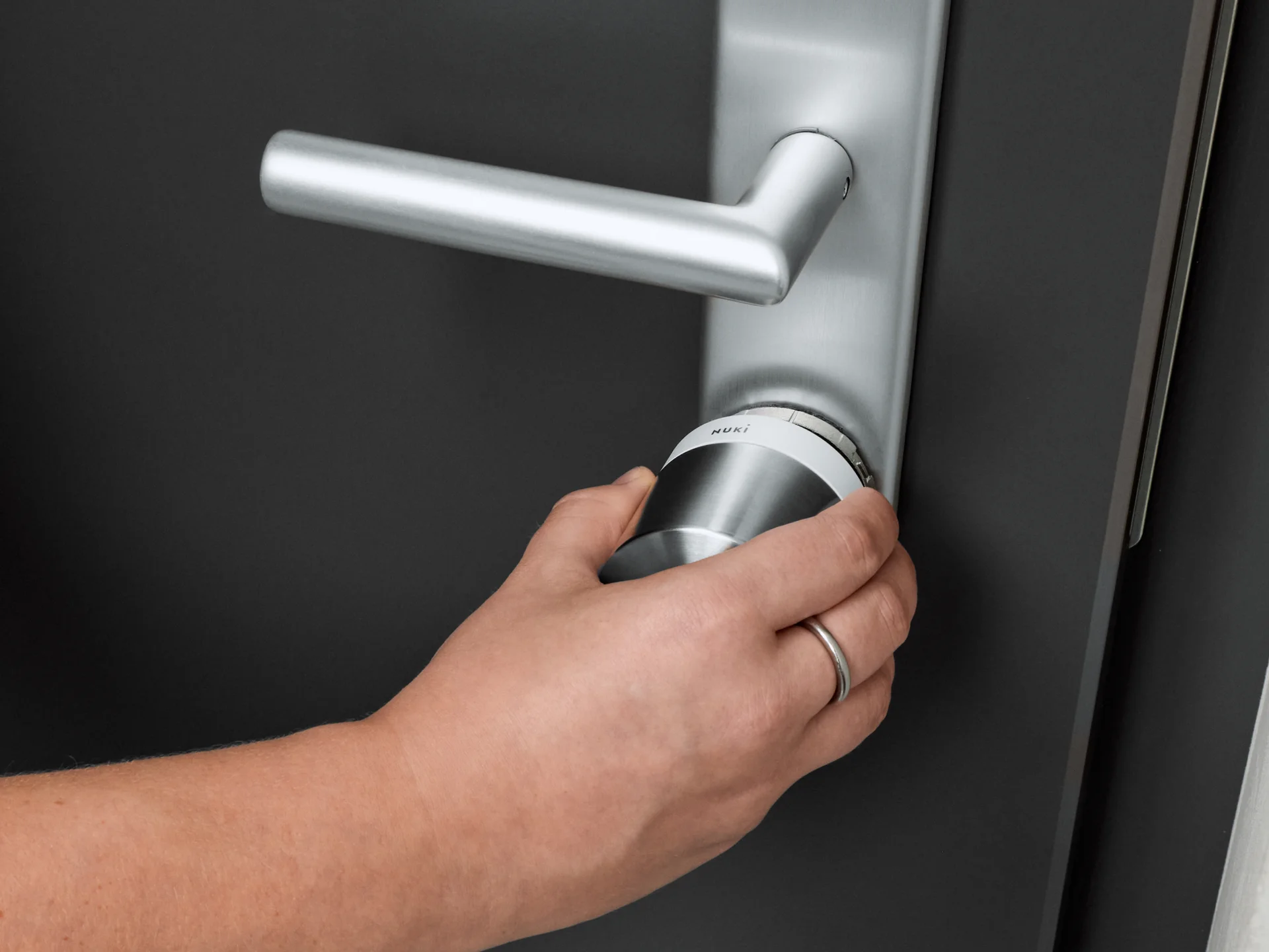 Installing the Nuki Smart Lock on the inside of the door